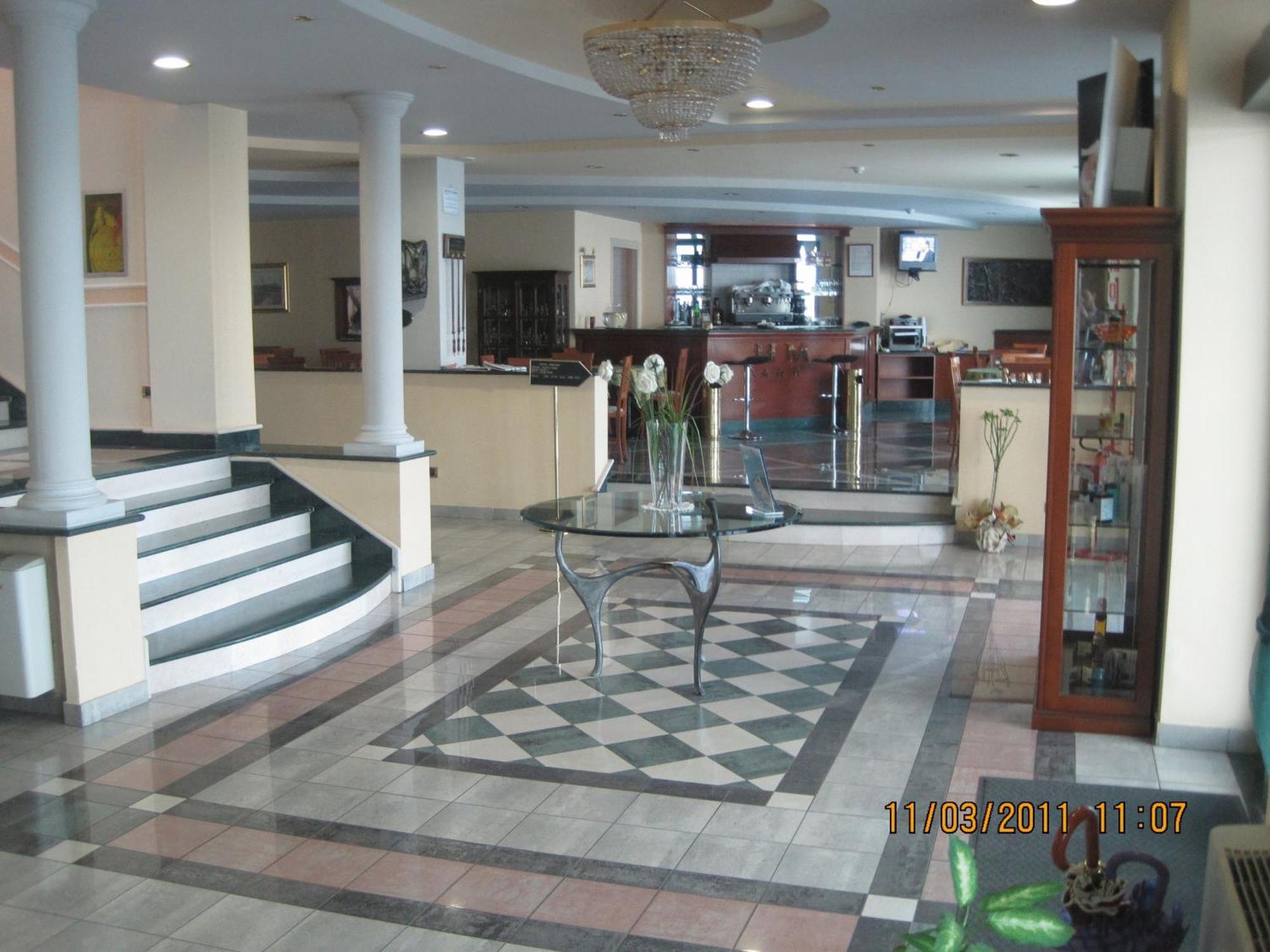 Hotel Malaga Avellino Exterior foto